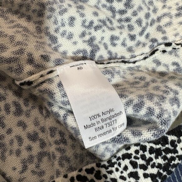 Croft & Barrow Womens M Sweater Black White Leopard Animal Print Knit Boho Chic - Picture 4 of 7